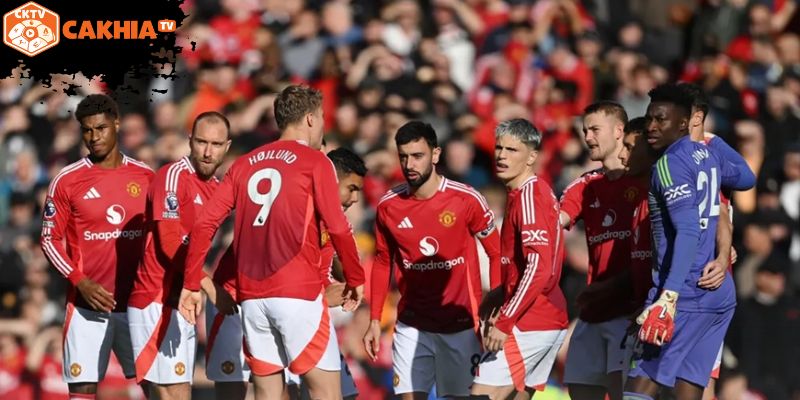 MU gây thất vọng: Fan công kích chiến thuật quá an toàn của Amorim